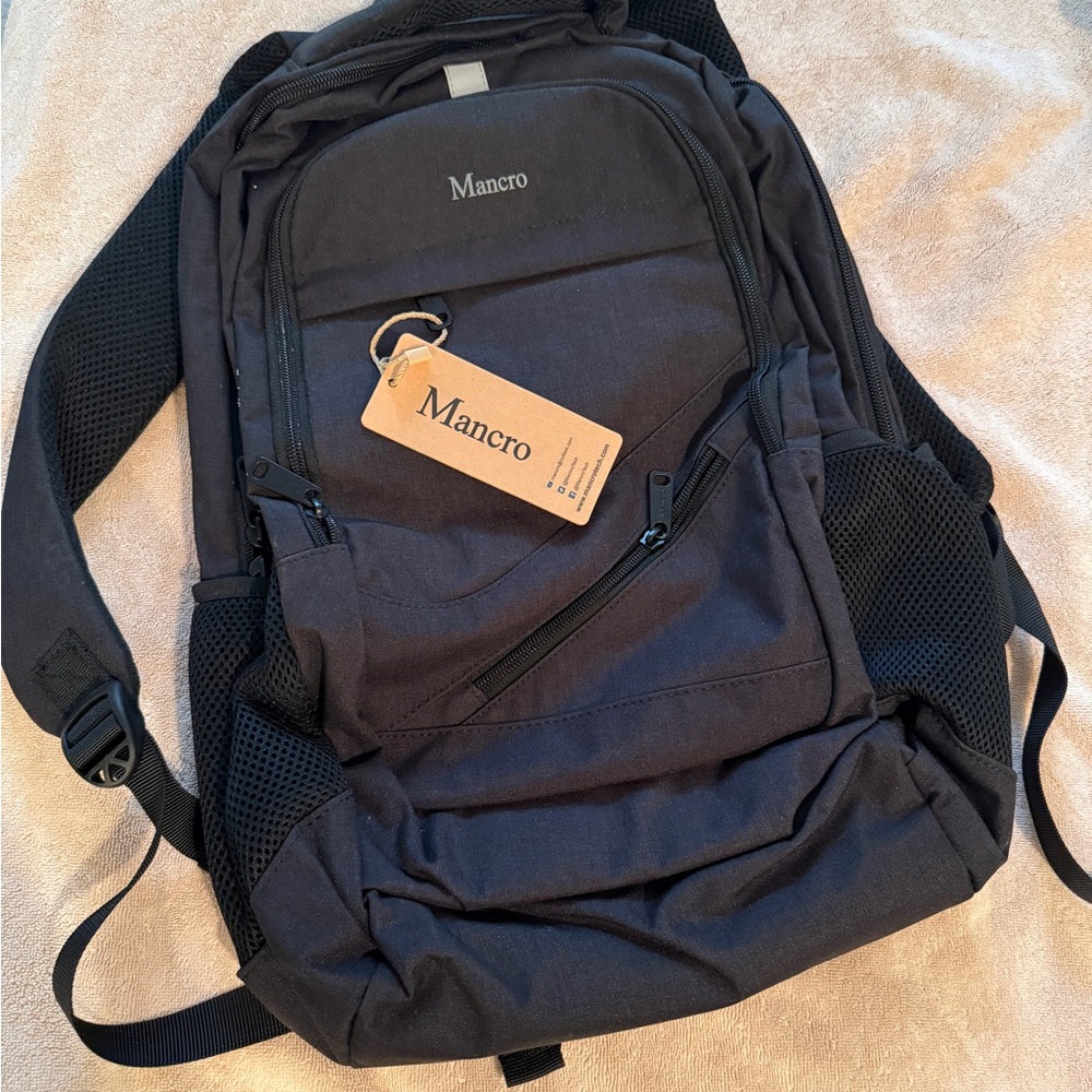 Mancro laptop Backpack w usb charger port - nwt